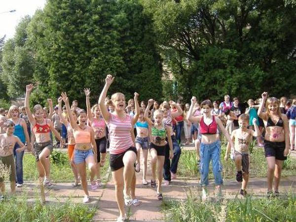 New houses, schools and streetcars: Nizhny Novgorod’s answer to the financial crisis - Sputnik International