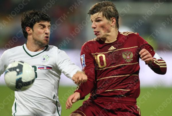 Images from the World Cup 2010 playoff match between Slovenia and Russia - Sputnik International