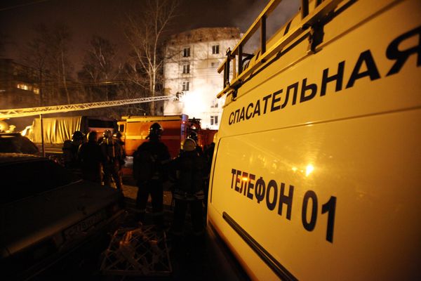 26 firefighting crews are involved in the efforts to extinguish the fire, which has by now been localized - Sputnik International