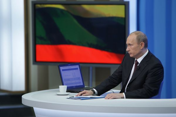Outlook bright for Russia's aircraft industry - Putin  - Sputnik International