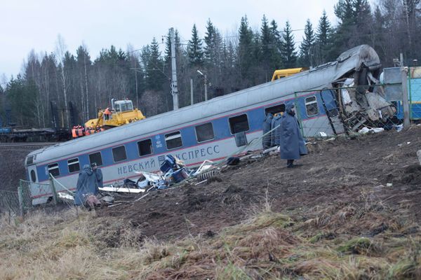 Terrorist attack on a Moscow-St. Petersburg express train in late 2009. Archive. - Sputnik International