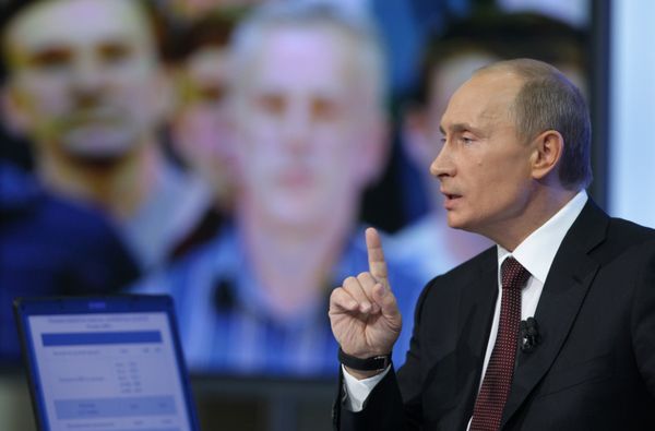 Therefore, the total sum [of the compensation] for the each killed [in the blaze] amounts to a half a million rubles, Putin said. - Sputnik International