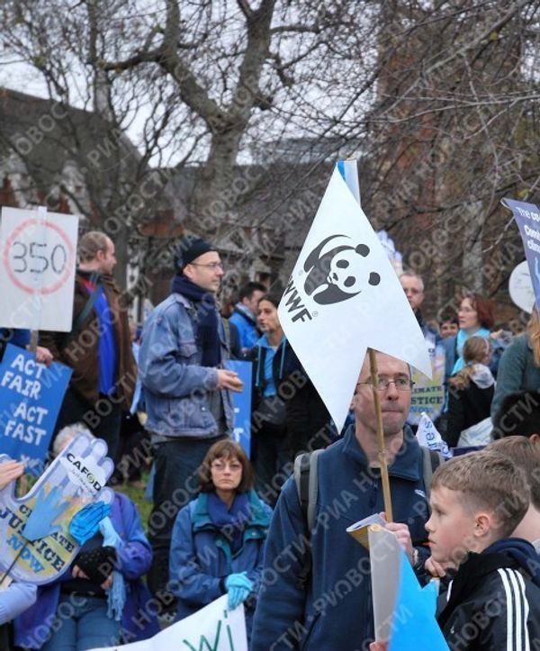 Thousands join the Green march in London - Sputnik International