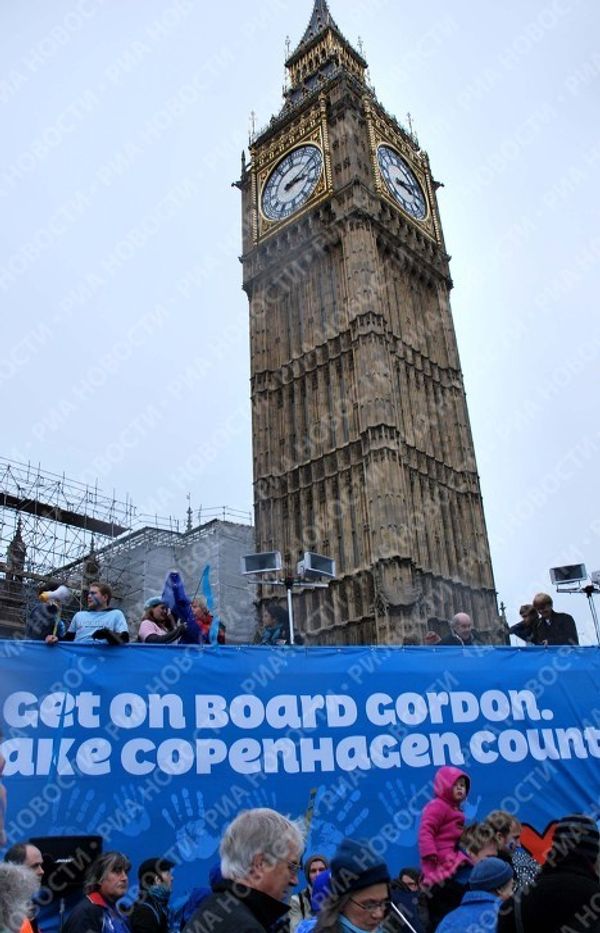 Thousands join the Green march in London - Sputnik International