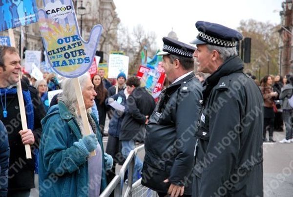 Thousands join the Green march in London - Sputnik International