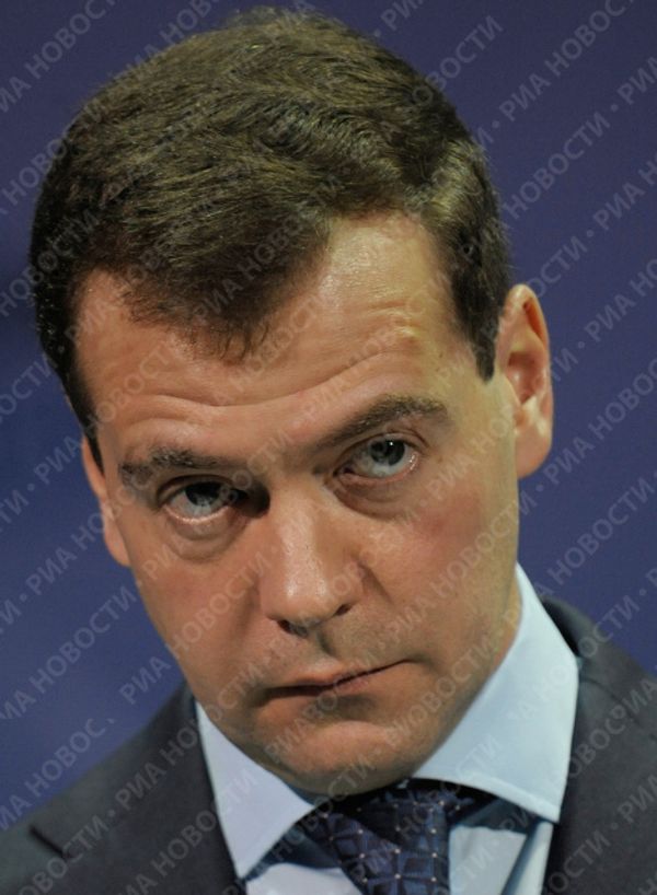 Dmitry Medvedev attends European and Asian media forum Dmitry Medvedev attends European and Asian media forum - Sputnik International