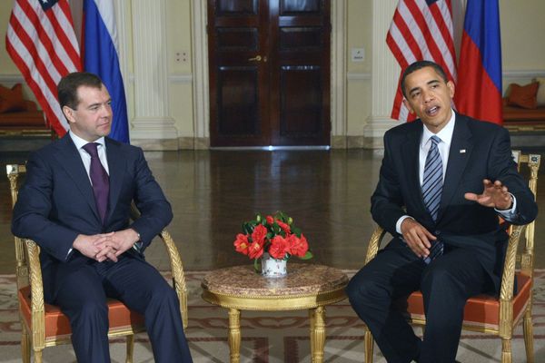 Russia's Foreign Ministry said Friday Russia and the United States will continue talks on a new nuclear arms reduction deal to replace the START 1 treaty that expired December 5 in Geneva next week. - Sputnik International
