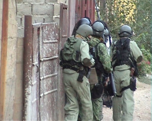 No one was injured among the policemen or civilians in the shootout - Sputnik International
