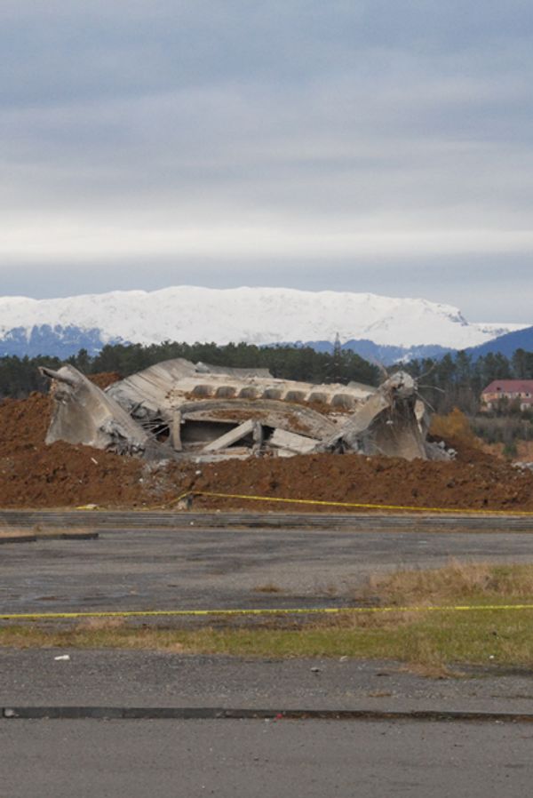 WWII memorial demolished in Kutaisi, Georgia - Sputnik International