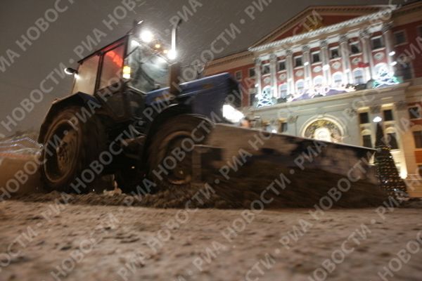 Heavy snow covers Moscow Heavy snow covers Moscow - Sputnik International