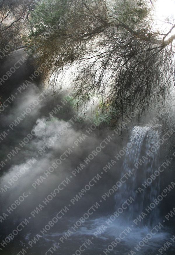 “Artist’s palette” and “The Champagne Pool”: Wai-O-Tapu Thermal Wonderland - Sputnik International
