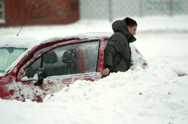 Heavy snowfall in St. Petersburg - Sputnik International