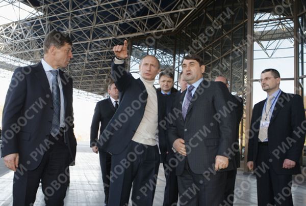 Vladimir Putin inspects Sochi Olympic facilities - Sputnik International