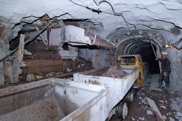 Uranium mining in NE India could start by mid-2010 - Sputnik International
