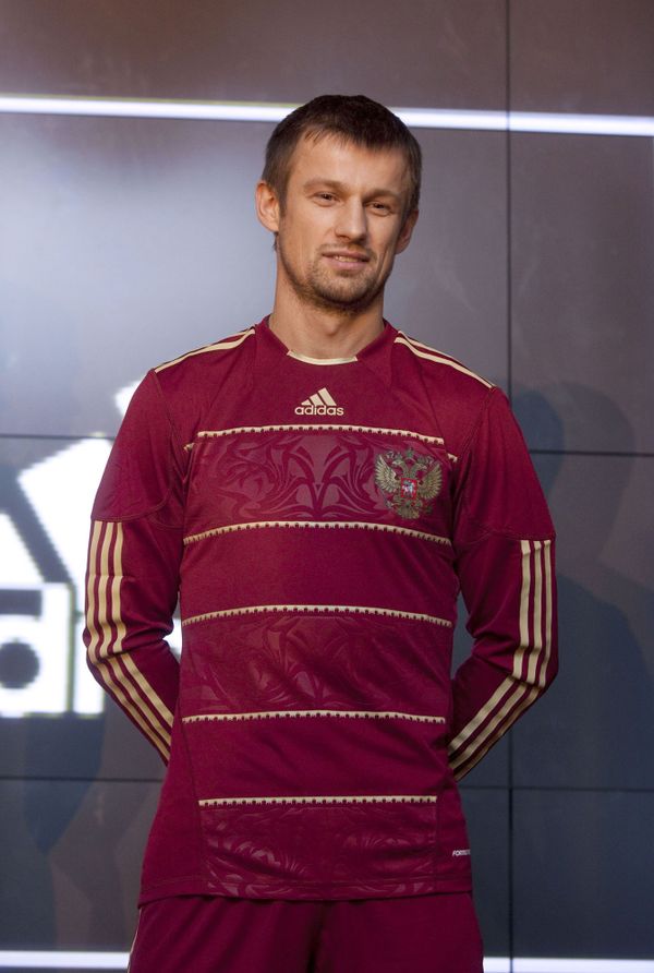 Semak signed for Rubin in 2008, after spells at Paris Saint-Germain and FC Moskva and has won two successive Russian Premier League titles with the Kazan club. - Sputnik International