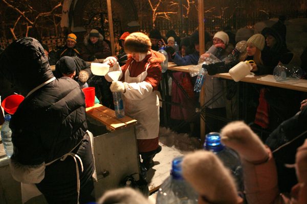 Over 300 poisoned by 'holy water' in Siberia  - Sputnik International
