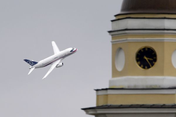 Sukhoi Superjet 100 airplane - Sputnik International