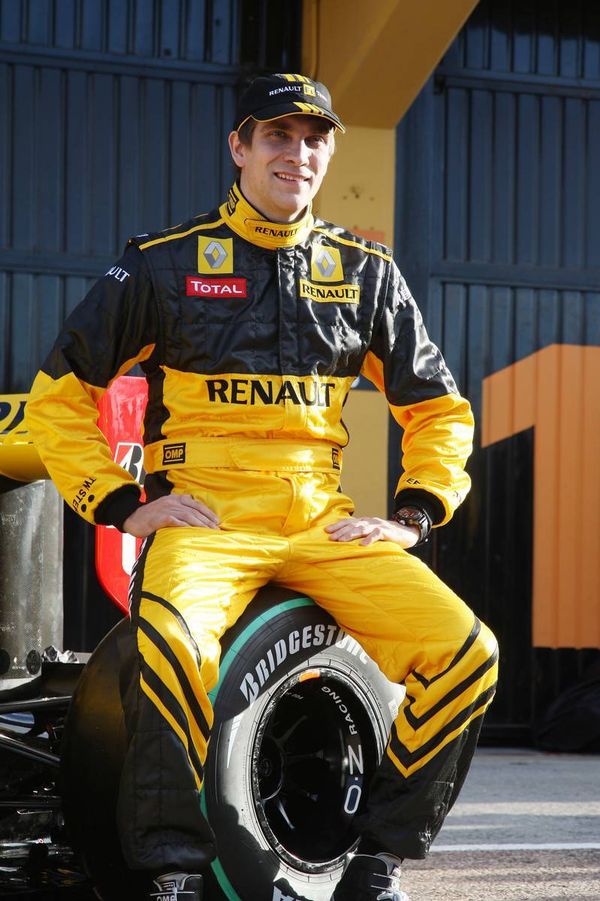 Renault F1 Team провела официальную презентацию команды и нового болида - Sputnik International