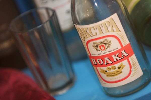 Glasses, bottles and other exhibits of the Vodka Museum - Sputnik International