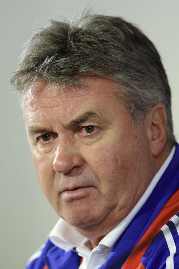 Guus Hiddink - Sputnik International