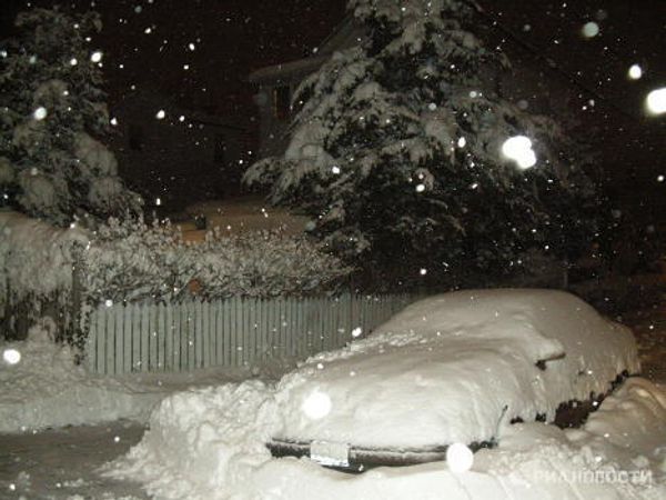 Heavy snowstorm batters New York - Sputnik International
