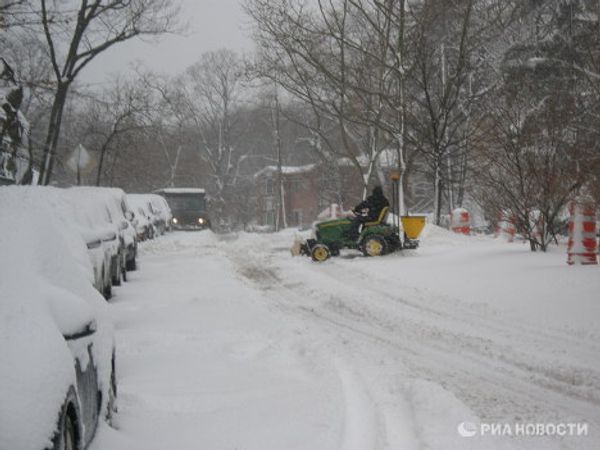 Heavy snowstorm batters New York - Sputnik International