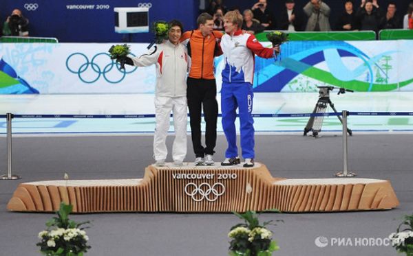 Seung-Hoon Lee, Sven Kramer and Ivan Skobrev - Sputnik International