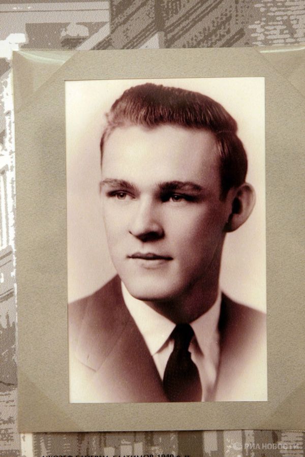 Joseph Beyrle: the only U.S. soldier to fight for the Red Army - Sputnik International