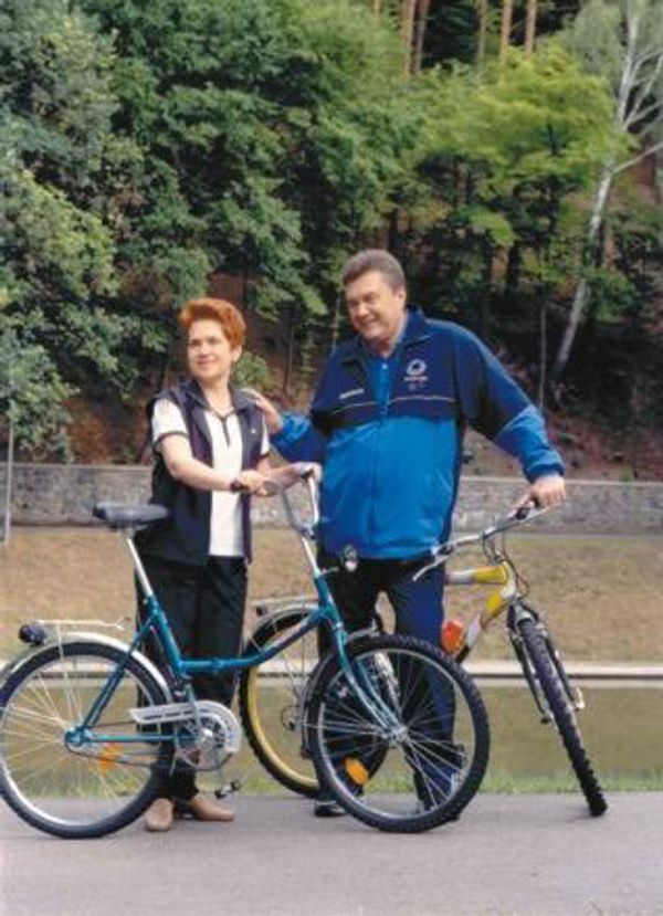 Lyudmila Yanukovych: from housewife to Ukraine’s first lady  - Sputnik International