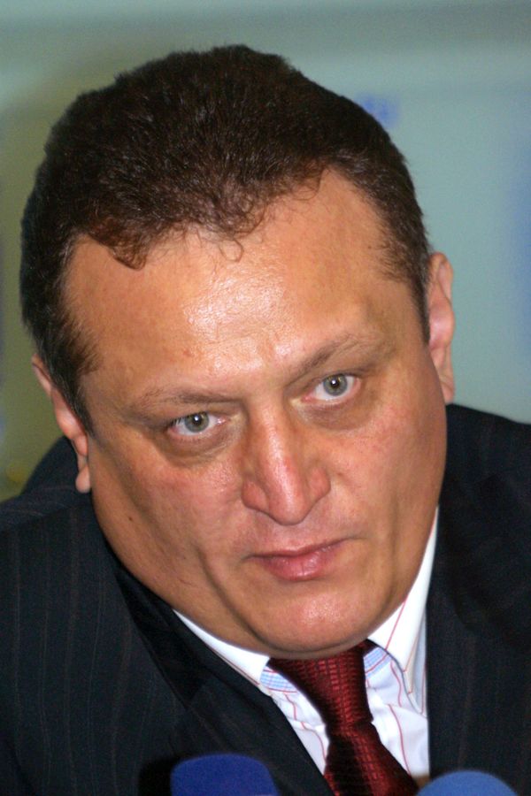 The body of Vladimir Kondrachuk was discovered in his room in the evening with a gunshot wound - Sputnik International