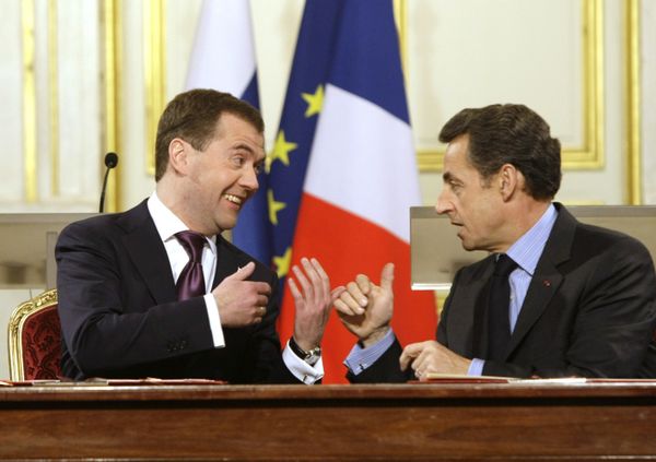 Medvedev in France: Mistral-class ships and mutual cultural craving - Sputnik International