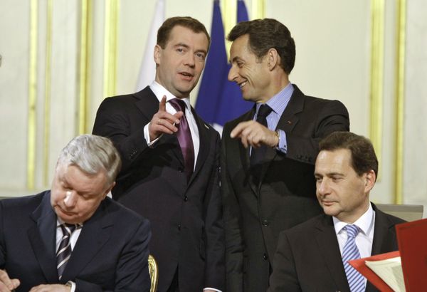 Presidents of Russia and France D.Medvedev and N.Sarkozy Presidents of Russia and France D.Medvedev and N.Sarkozy - Sputnik International