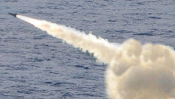  India successfully tests fires two nuclear capable ballistic missiles  - Sputnik International