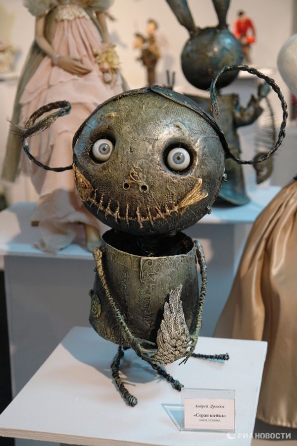 Unique dolls displayed at “Travels through Time” exhibition Unique dolls displayed at “Travels through Time” exhibition - Sputnik International