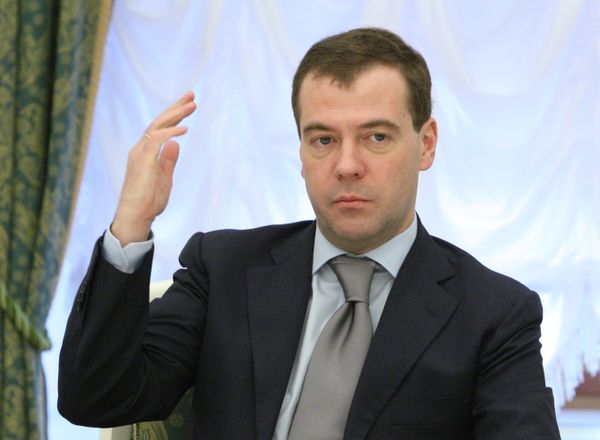  Medvedev welcomes signs of stabilization in Middle East  - Sputnik International