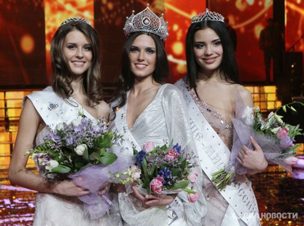 Russia's most beautiful girl and her rivals - Sputnik International