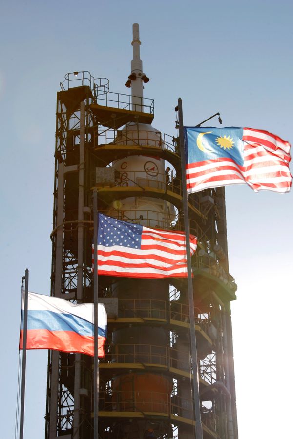 U.S. lifts sanctions against Russian space company U.S. lifts sanctions against Russian space company - Sputnik International