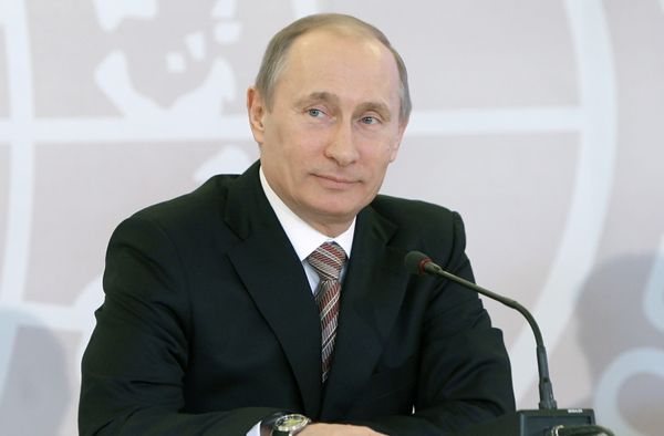 Russian Prime Minister Vladimir Putin attends a meeting of supervisory board of Russian Geographical Society - Sputnik International