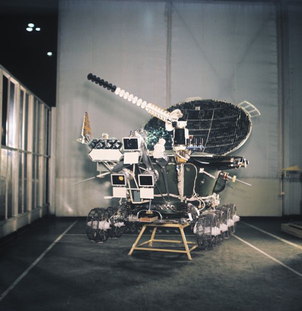 The Soviet lunar rover Lunokhod 2 before disappearing for 37 years The Soviet lunar rover Lunokhod 2 before disappearing for 37 years - Sputnik International