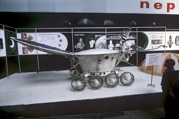 The Soviet lunar rover Lunokhod 2 before disappearing for 37 years The Soviet lunar rover Lunokhod 2 before disappearing for 37 years - Sputnik International