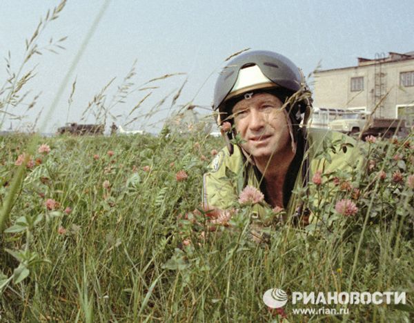 Alexei Leonov – the first person to walk in space - Sputnik International