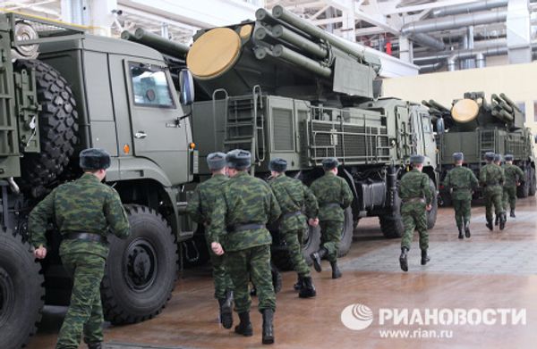 Russia adopts new 10 Pantsir-S1 missile air defense systems - Sputnik International