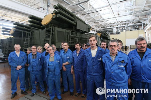 Russia adopts new 10 Pantsir-S1 missile air defense systems - Sputnik International