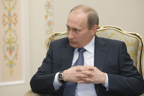 Russian Prime Minister Vladimir Putin meets with US Secretary of State Hillary Clinton in Novo-Ogarevo - Sputnik International