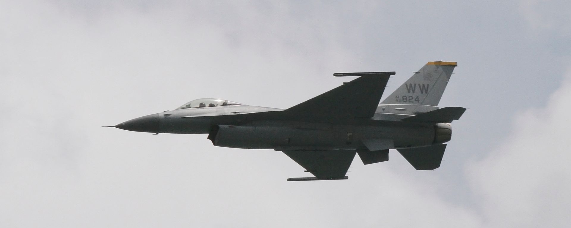 US Air Force F-16 fighter jet - Sputnik International, 1920, 24.07.2024