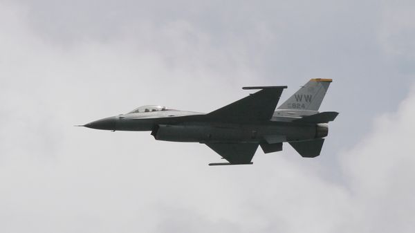 US Air Force F-16 fighter jet - Sputnik International