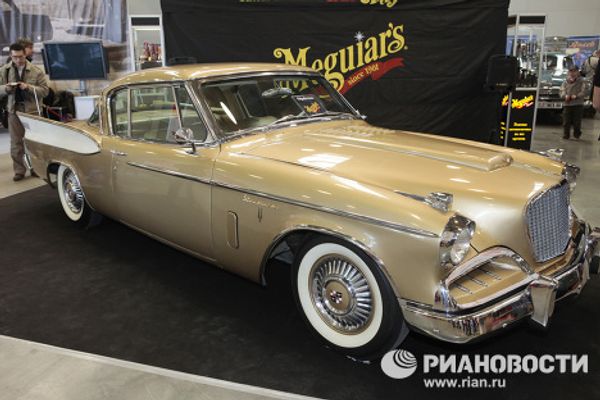 Vintage cars at Oldtimer Gallery exhibition in Moscow Vintage cars at Oldtimer Gallery exhibition in Moscow - Sputnik International