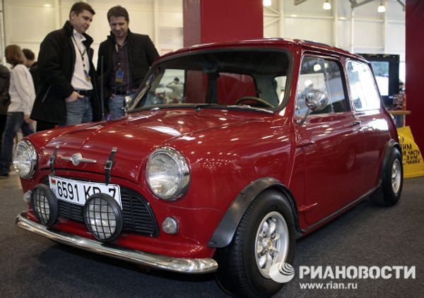 Vintage cars at Oldtimer Gallery exhibition in Moscow Vintage cars at Oldtimer Gallery exhibition in Moscow - Sputnik International