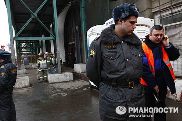 Deadly blast hits Moscow metro - Sputnik International