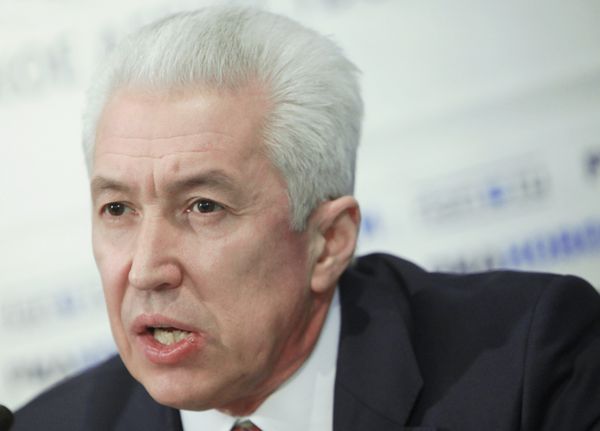 Vladimir Vasilyev gives news conference at RIA Novosti - Sputnik International